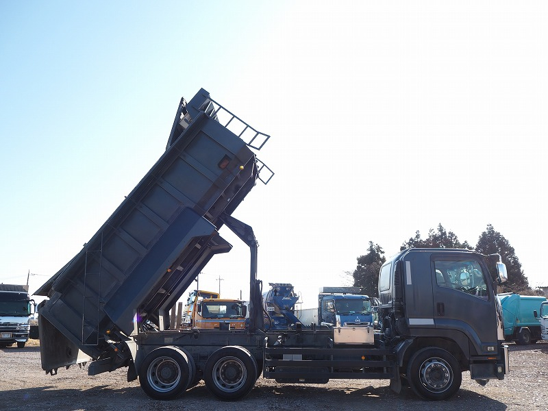 いすゞフォワード汚泥ダンプ汚泥タンクステンレス張り|中古トラックの販売・買取・査定のアイナビ