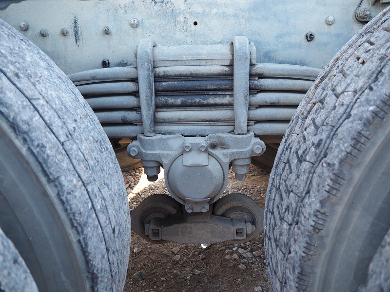 いすゞフォワード汚泥ダンプ汚泥タンクステンレス張り|中古トラックの販売・買取・査定のアイナビ