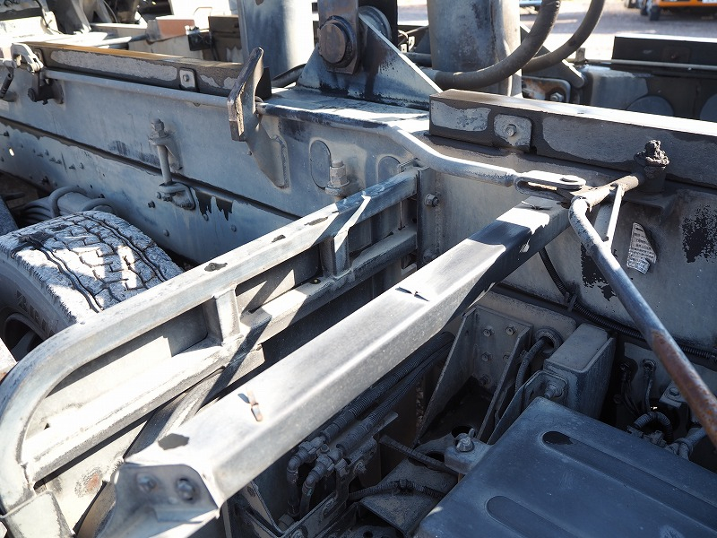 いすゞフォワード汚泥ダンプ汚泥タンクステンレス張り|中古トラックの販売・買取・査定のアイナビ