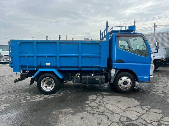新明和製・4立米★4ナンバー★リア観音扉★5速MT・土砂禁ダンプ|中古トラックの販売・買取・査定のアイナビ