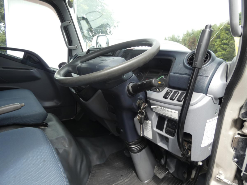 H26 強化 3トン深ダンプマニュアル土砂禁止|中古トラックの販売・買取・査定のアイナビ