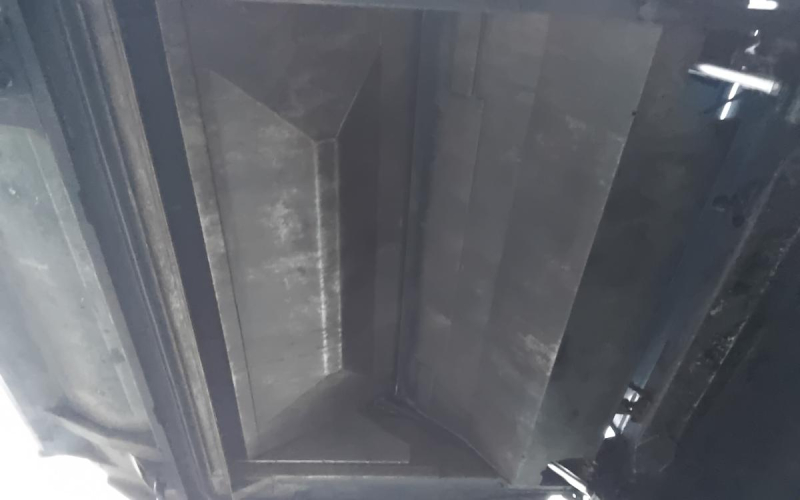 平成27年式 いすゞ フォワード ステン補強 新明和 8.1m3|中古トラックの販売・買取・査定のアイナビ