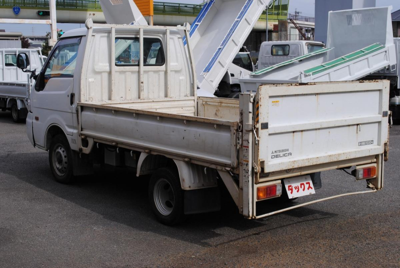 H20 デリカトラック 平ボディ垂直PG 積載1t|中古トラックの販売・買取・査定のアイナビ