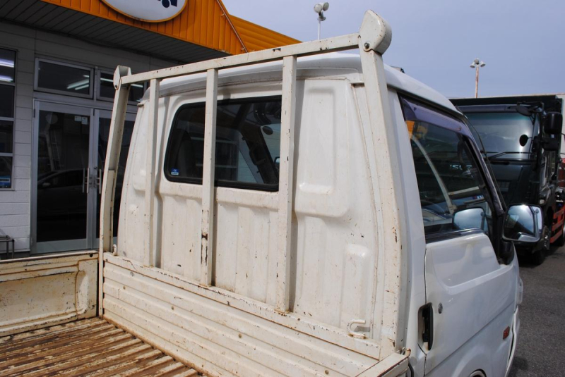 H20 デリカトラック 平ボディ垂直PG 積載1t|中古トラックの販売・買取・査定のアイナビ