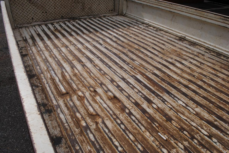 H20 デリカトラック 平ボディ垂直PG 積載1t|中古トラックの販売・買取・査定のアイナビ