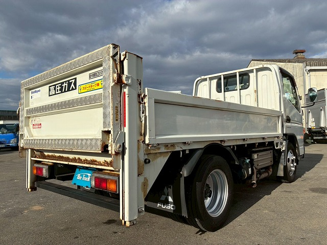 フルタイム四輪駆動全低床フルフラットローデュオニック|中古トラックの販売・買取・査定のアイナビ