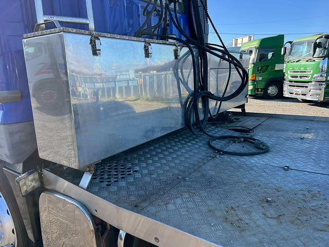 ハイルーフ★第5輪:10トン★420馬力★E尺★中間尺★7速MT|中古トラックの販売・買取・査定のアイナビ