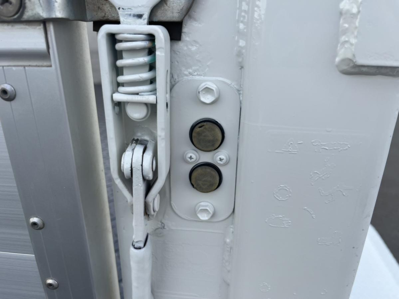 平成24年キャンターアルミブロックパワーゲート4WD準中型|中古トラックの販売・買取・査定のアイナビ