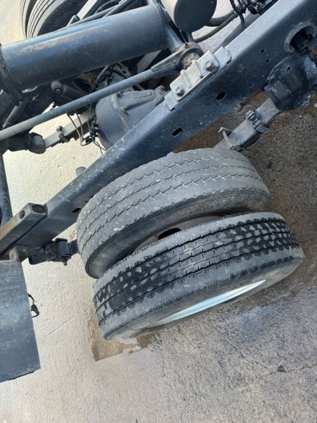 H24デュトロ3tダンプ 手動コボレーン|中古トラックの販売・買取・査定のアイナビ