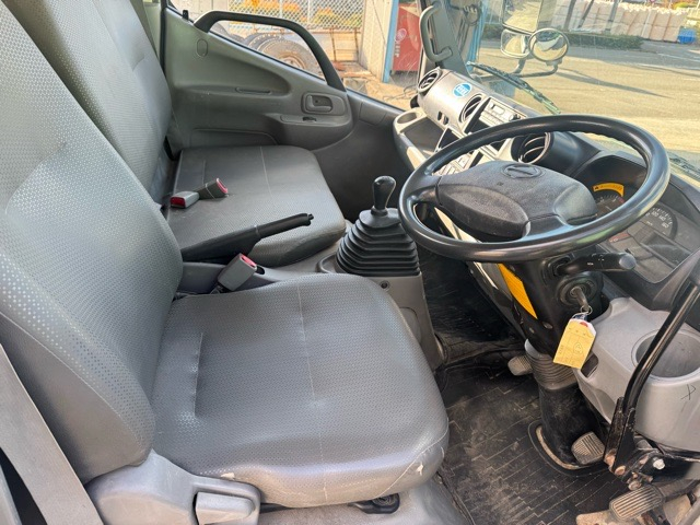 H24デュトロ3tダンプ 手動コボレーン|中古トラックの販売・買取・査定のアイナビ