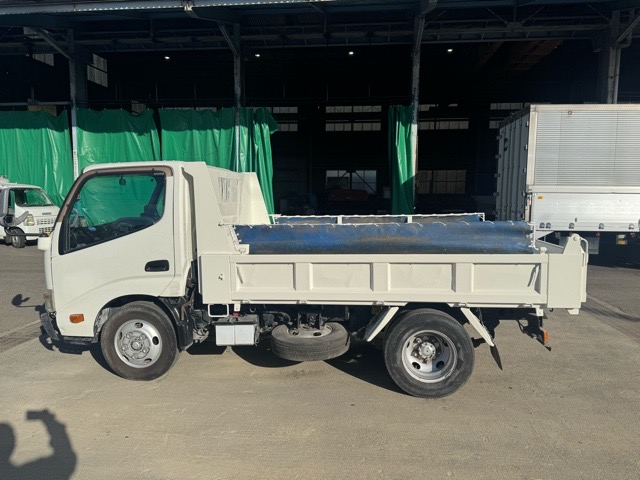 H24デュトロ3tダンプ 手動コボレーン|中古トラックの販売・買取・査定のアイナビ