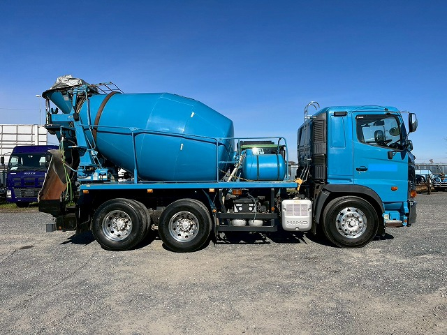 車検付★9.94トン積載★3軸2デフ★KYB★7速M/T★リターダ|中古トラックの販売・買取・査定のアイナビ