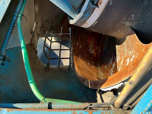 車検付★9.94トン積載★3軸2デフ★KYB★7速M/T★リターダ|中古トラックの販売・買取・査定のアイナビ