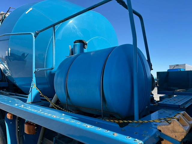 車検付★9.94トン積載★3軸2デフ★KYB★7速M/T★リターダ|中古トラックの販売・買取・査定のアイナビ