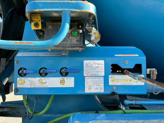 車検付★9.94トン積載★3軸2デフ★KYB★7速M/T★リターダ|中古トラックの販売・買取・査定のアイナビ