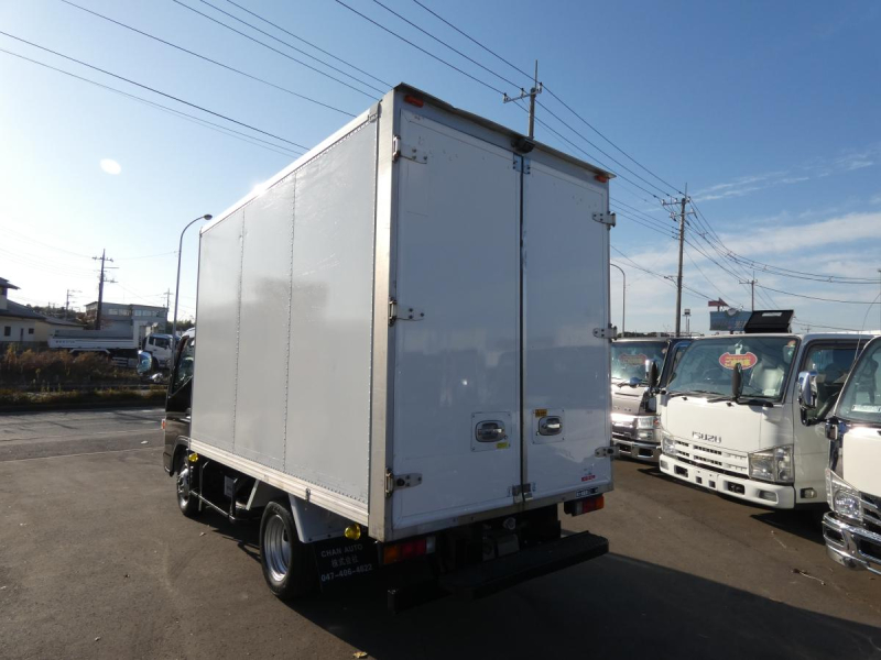 H24 1.4トン　パネルバン　オートマ|中古トラックの販売・買取・査定のアイナビ