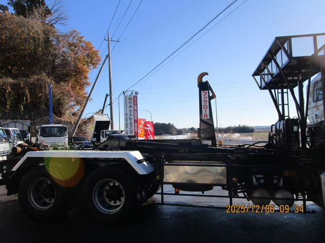 H27プロフィア脱着装置付コンテナ専用車10.6t積載|中古トラックの販売・買取・査定のアイナビ