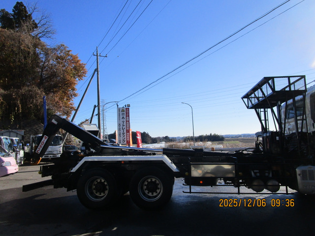 H27プロフィア脱着装置付コンテナ専用車10.6t積載|中古トラックの販売・買取・査定のアイナビ