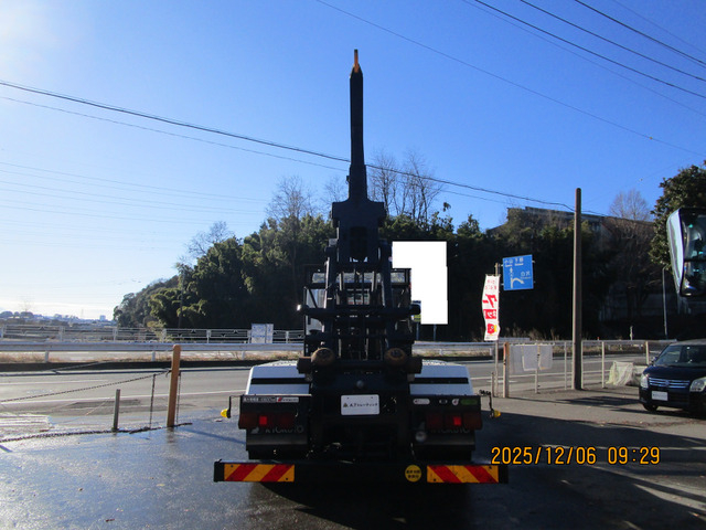 H27プロフィア脱着装置付コンテナ専用車10.6t積載|中古トラックの販売・買取・査定のアイナビ