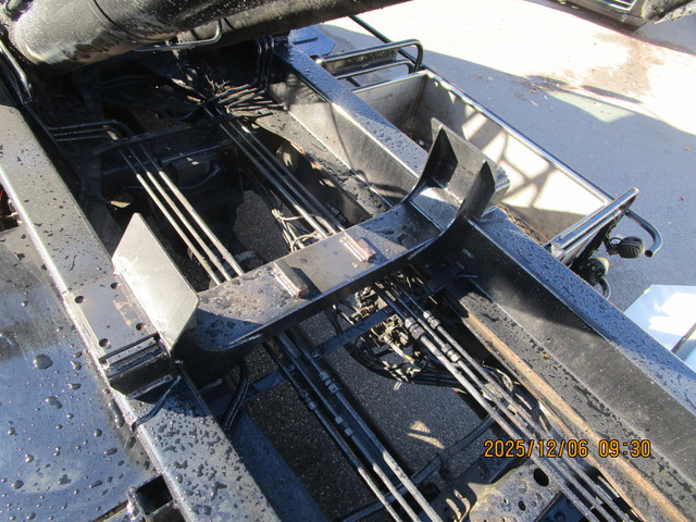 H27プロフィア脱着装置付コンテナ専用車10.6t積載|中古トラックの販売・買取・査定のアイナビ