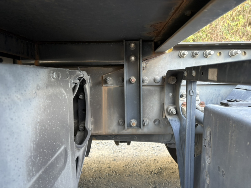 第5輪25t稀少車H26年式、ボルボ、2デフトラクタ|中古トラックの販売・買取・査定のアイナビ