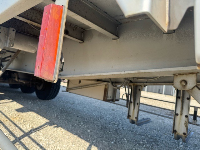 H27東邦ウイングトレーラ 3軸リフトアクスル車検付状態良好|中古トラックの販売・買取・査定のアイナビ