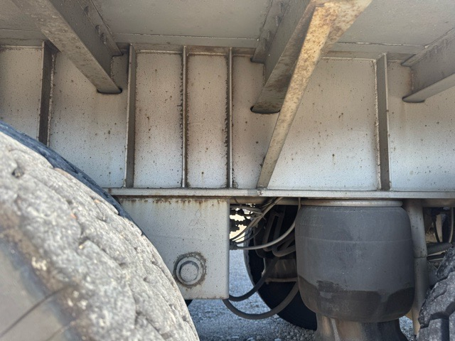 H27東邦ウイングトレーラ 3軸リフトアクスル車検付状態良好|中古トラックの販売・買取・査定のアイナビ