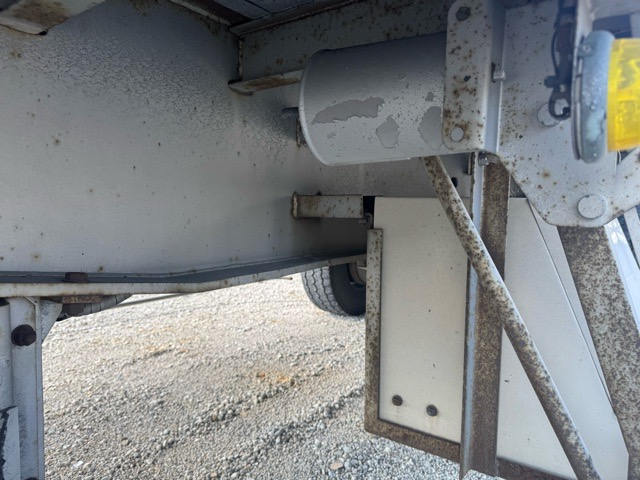 H27東邦ウイングトレーラ 3軸リフトアクスル車検付状態良好|中古トラックの販売・買取・査定のアイナビ