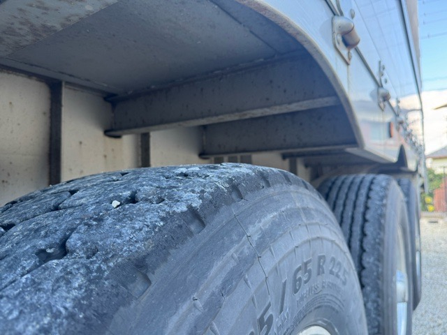 H27東邦ウイングトレーラ 3軸リフトアクスル車検付状態良好|中古トラックの販売・買取・査定のアイナビ