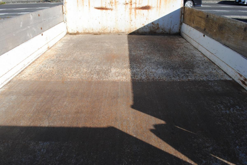 H13 ボンゴ ダンプ 積載850kg 土砂禁|中古トラックの販売・買取・査定のアイナビ