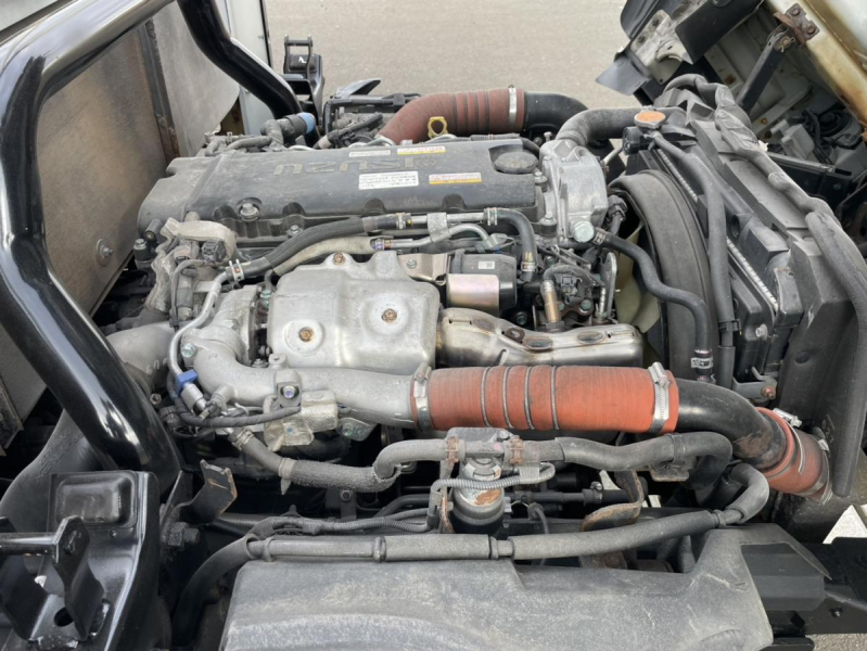 令和1年エルフ4WDワイドロング平ボディー積載3000㎏|中古トラックの販売・買取・査定のアイナビ