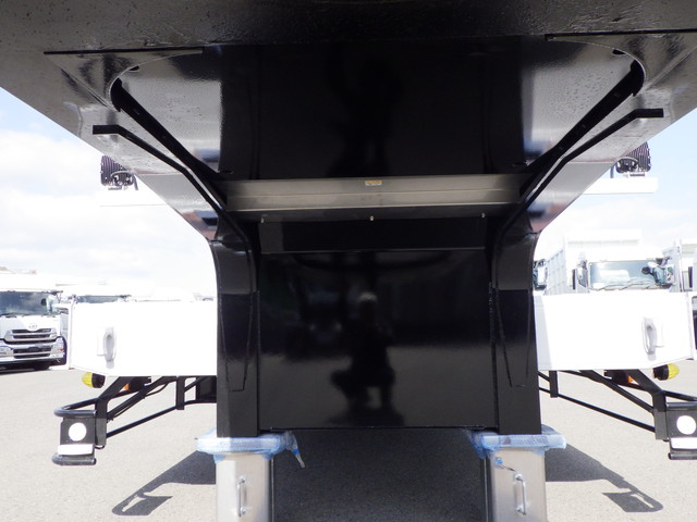 東邦TL26G4E2重機トレーラー幅2.5m自動歩み付|中古トラックの販売・買取・査定のアイナビ