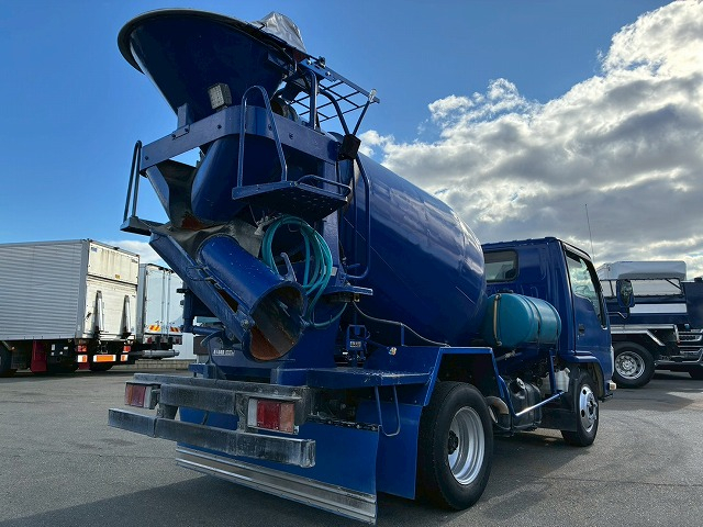 車検付KYB電動ホッパー150馬力6速MTマニュアル3t6.5t|中古トラックの販売・買取・査定のアイナビ