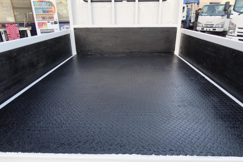 Wキャブ パワーゲート付き 6人乗り 積載2000kg|中古トラックの販売・買取・査定のアイナビ