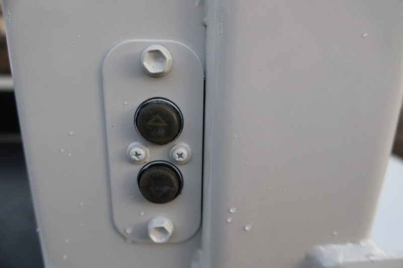 Wキャブ パワーゲート付き 6人乗り 積載2000kg|中古トラックの販売・買取・査定のアイナビ