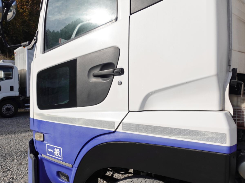 サブエンジンスタンバイ-29度低温冷蔵冷凍大型積載13.5t|中古トラックの販売・買取・査定のアイナビ