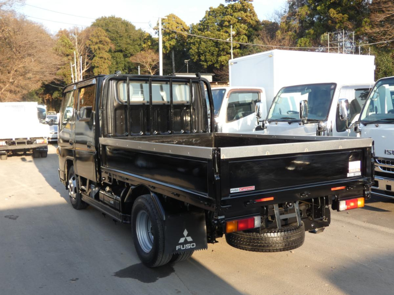 H302トン Wキャブ4WD ETCナビ|中古トラックの販売・買取・査定のアイナビ