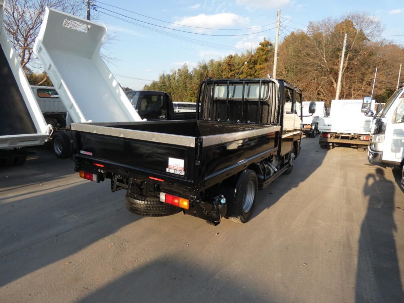 H302トン Wキャブ4WD ETCナビ|中古トラックの販売・買取・査定のアイナビ