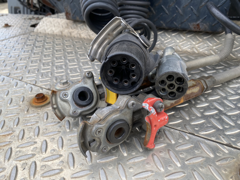 H29年式、プロフィア、ハイルーフトラクタ、車検付|中古トラックの販売・買取・査定のアイナビ