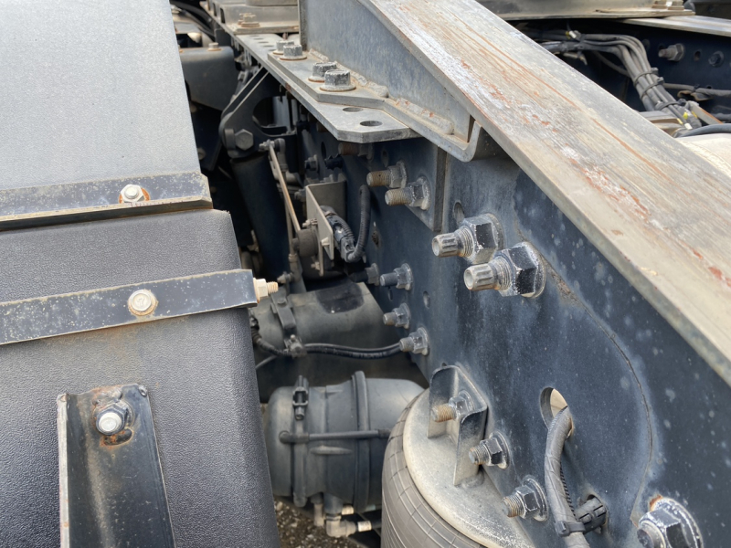 H29年式、プロフィア、ハイルーフトラクタ、車検付|中古トラックの販売・買取・査定のアイナビ