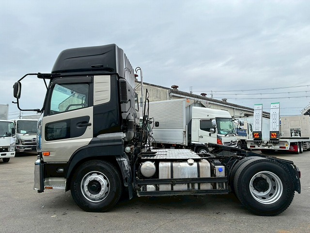 シングルヘッドハイルーフエスコットATB尺10t45t牽引|中古トラックの販売・買取・査定のアイナビ