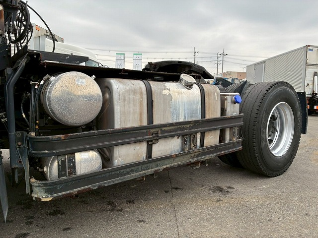 シングルヘッドハイルーフエスコットATB尺10t45t牽引|中古トラックの販売・買取・査定のアイナビ