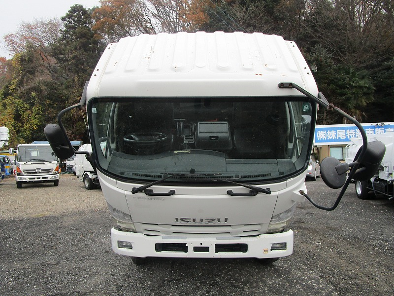 クレーン付 4段 ラジコン フックイン|中古トラックの販売・買取・査定のアイナビ