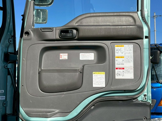 車検付★新明和・アームロール★3軸2デフ★ツインホイスト|中古トラックの販売・買取・査定のアイナビ