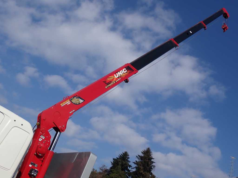 4軸低床ユニッククレーン4段後輪エアサス380PS7速|中古トラックの販売・買取・査定のアイナビ