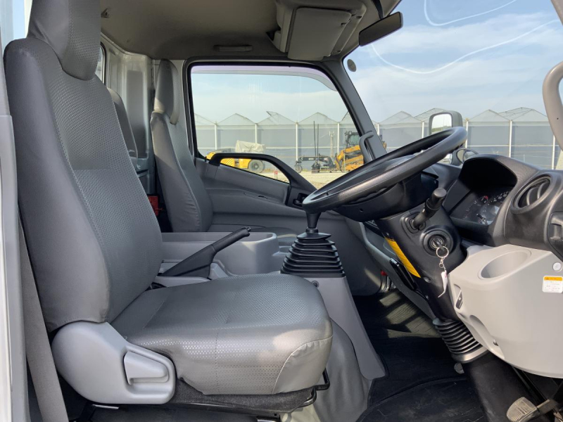 超ロング⭐️検付H27デュトロアルミブロック平 積載3t6MT|中古トラックの販売・買取・査定のアイナビ