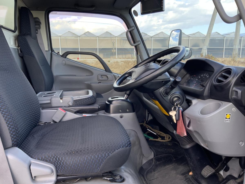 旧普通免許対応 5t未満⭐️R4ダイナバン垂直PGATサイド扉|中古トラックの販売・買取・査定のアイナビ