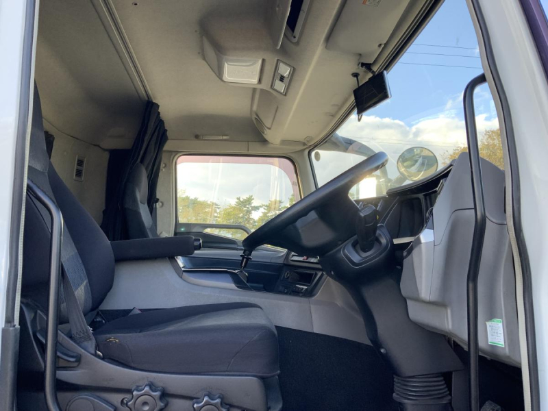 検付すぐに乗れますよ〜⭐️H30SPグレート4軸低床ウイング☆|中古トラックの販売・買取・査定のアイナビ