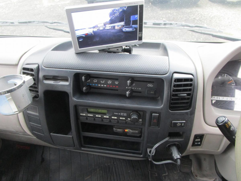 タンク車 3KL 2室 消防書類有り 外装塗装済|中古トラックの販売・買取・査定のアイナビ