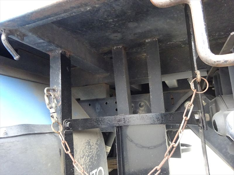 深ダンプ リヤ扉コンビ|中古トラックの販売・買取・査定のアイナビ